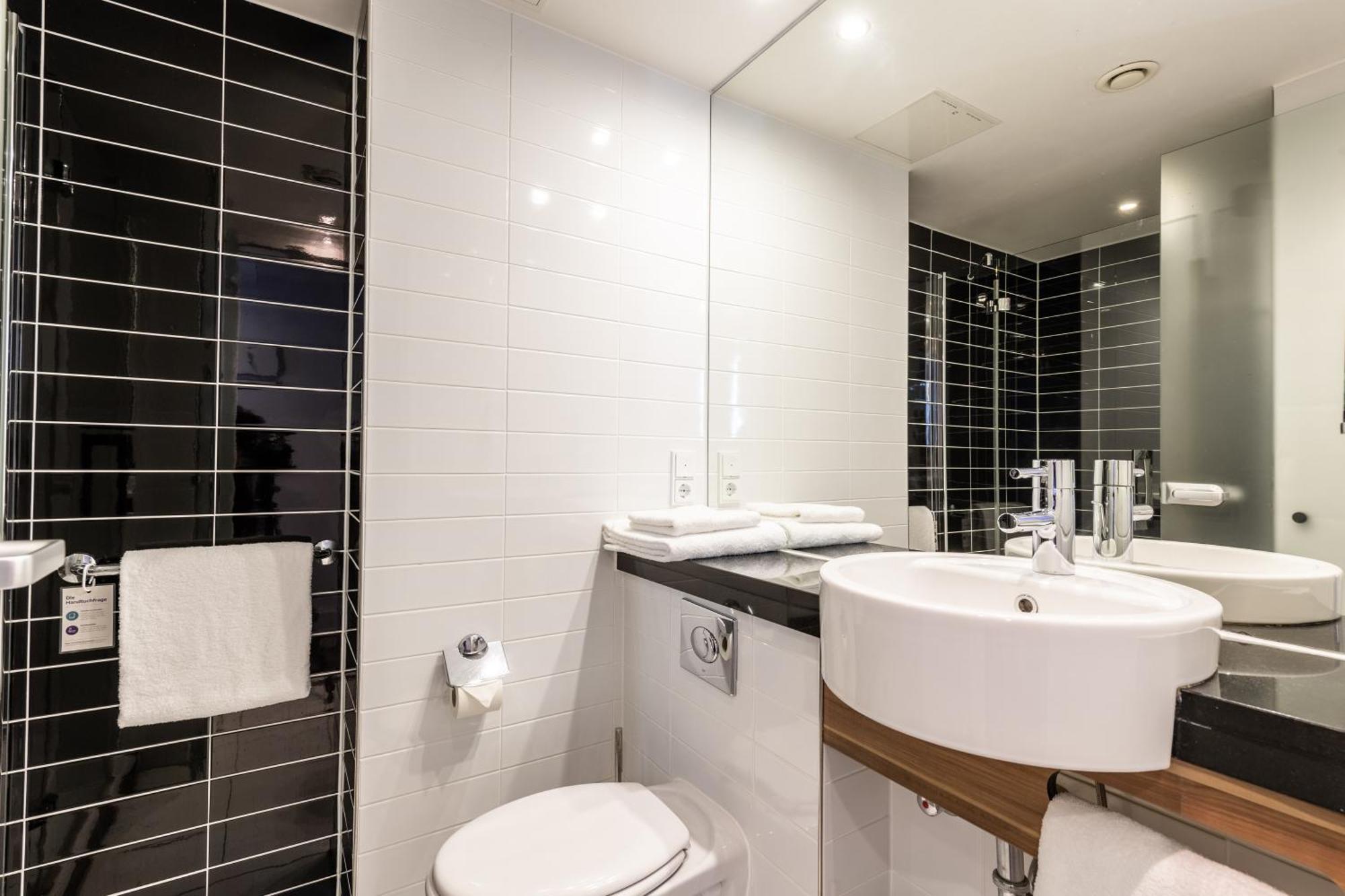 Premier Inn Hamburg City Millerntor Extérieur photo